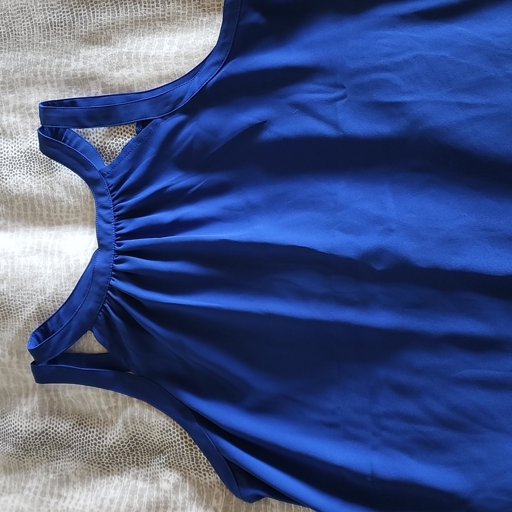Express Sleeveless Blouse - M